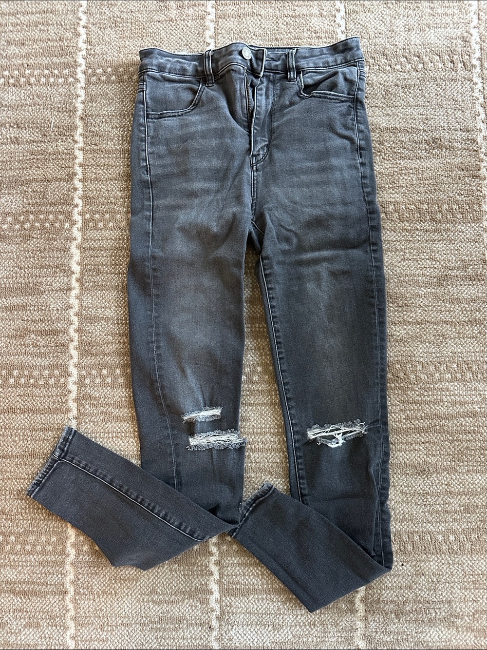 American Eagle Outfitters Black Distressed High-Rise Skinny Jeans